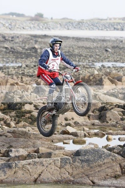 TR 010309-519 - 2 Day 01/03/09 (Sun)