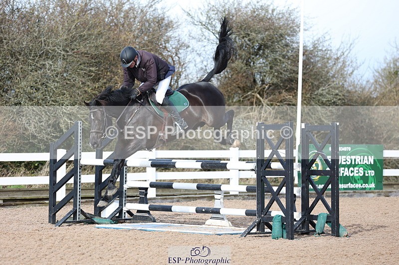 240223A-112802-00862 - Cls 4 Snr 1.05m Open