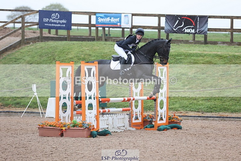 250418-110011-00866 - 008-Charlotte.Bird-THE.CUNNING.FOX