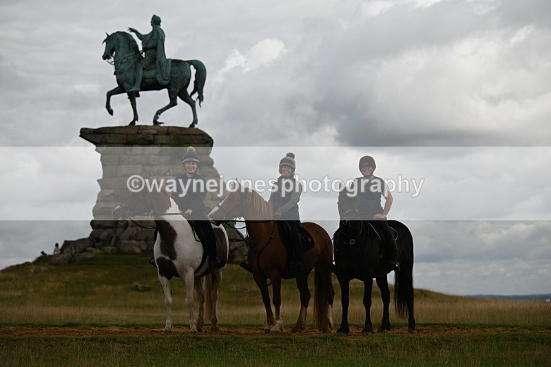 DSC_4170 - Time at Statue 09:50 to 11:09