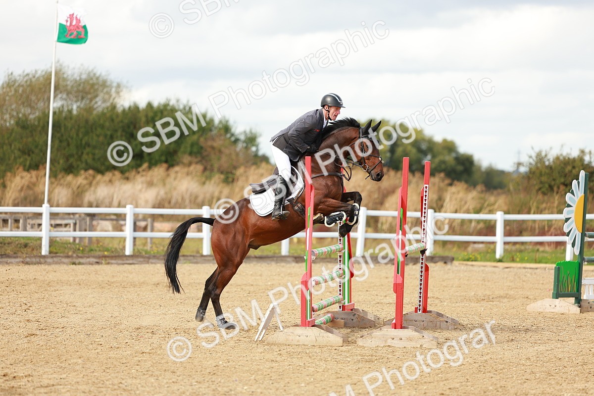 SBM_001271 - Class 4 - Senior Newcomers - 1.10m
