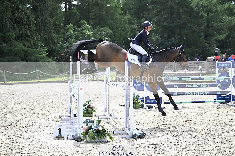 250525A-154833-18377 - C-220-Rosalind.Canter-GRAFFITO