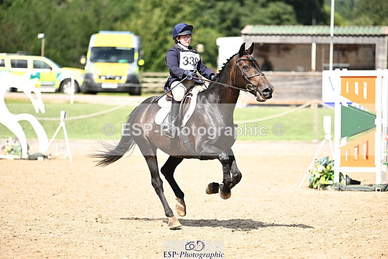 240824X-135452-29136 - 80cm Round 2 13.30 to 14.30