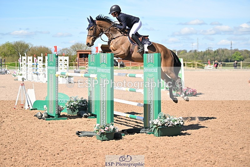 240418A-112943-02582 - Cls 5, 2 Star Medium Tour 1.35m