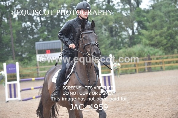 JAC_4959 - CLASS 16 SUN Senior Newcomers/ 1.10m Open