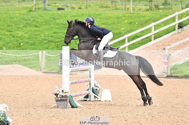 240506A-121920-08643 - Cls 5 Pony Foxhunter & 1.10m Open