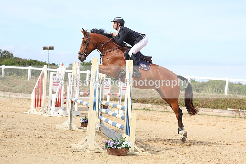 3E7A3434 - Class 4: Senior British Novice/90cm open