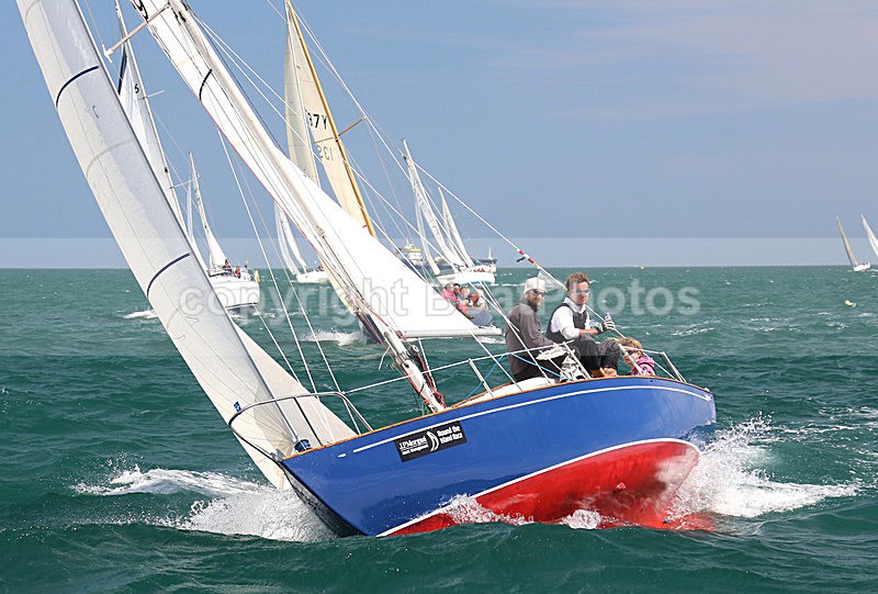 150627 GBR 1219 SSR362118 WT7A0012_E - ROUND THE ISLAND RACE - SATURDAY 27th JUNE 2015
