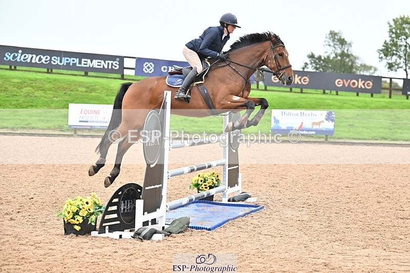 251003-113252-00481 - Cls 2 Newcomers and 1.10m