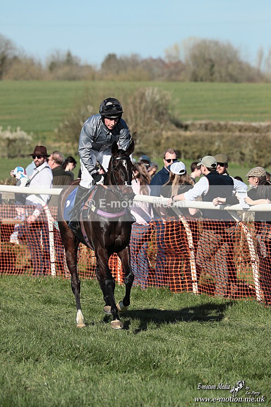 PtP 210326 843 - VWH Cirencester Races 21/03/26