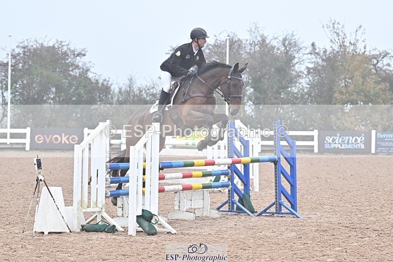 251029-114710-00381 - Newcomers and 1.10m