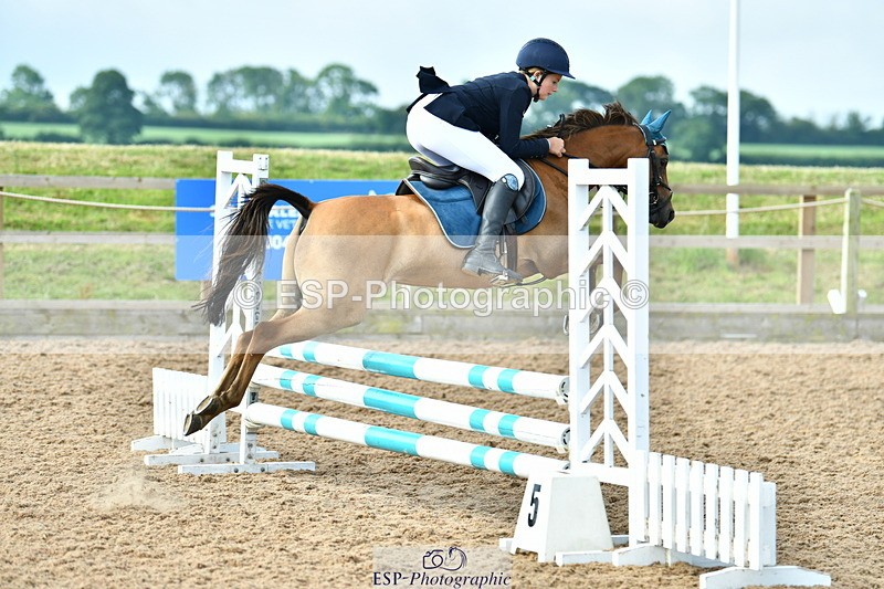 230624A-091250-00083 - Cls 36 Stepping Stones 128 & 138cm