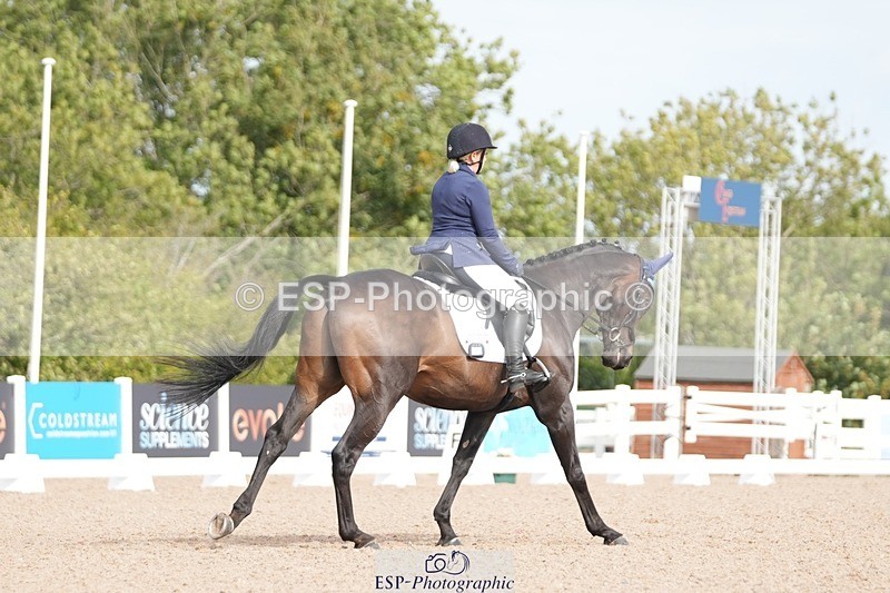 250906-103556-01283 - 033-Caroline.HeardNever.Wait