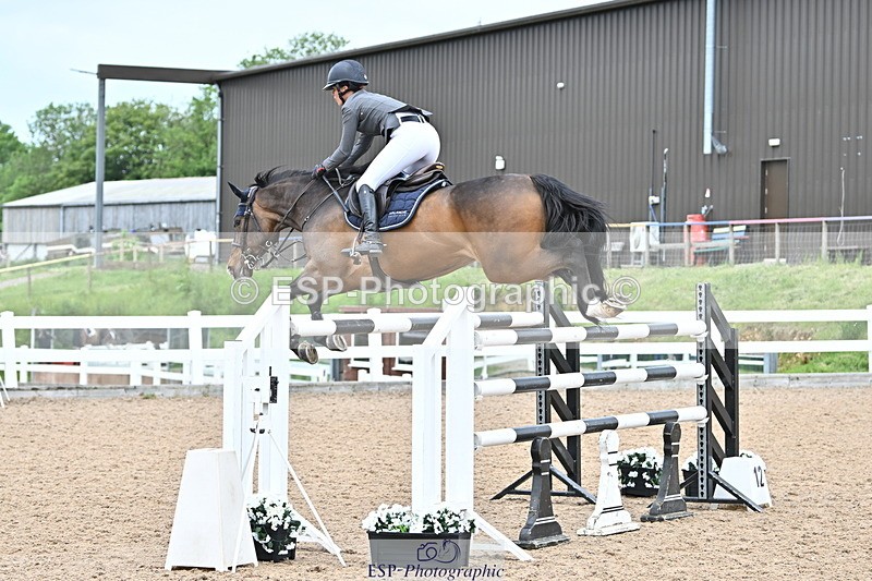 240523A-140200-02012 - Cls 5 National 1.30m