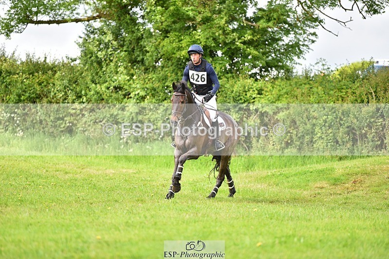 240526-114424-20982 - 426-VISCOUNT_VIKTOR-Tim_Price