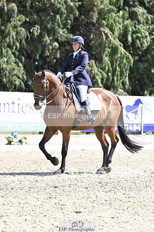 250810A-144923-07808 - 137-Kathryn.LittleQuietly.Does.It