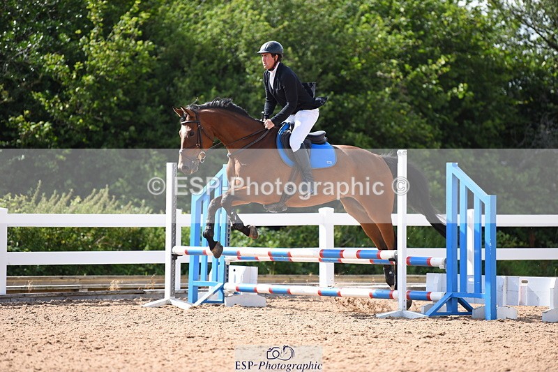 230718A-164606-00138 - 70cm