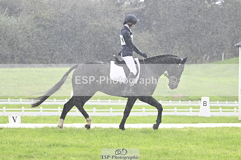 251023A-121648-04049 - F-421-Isabella.Hooton