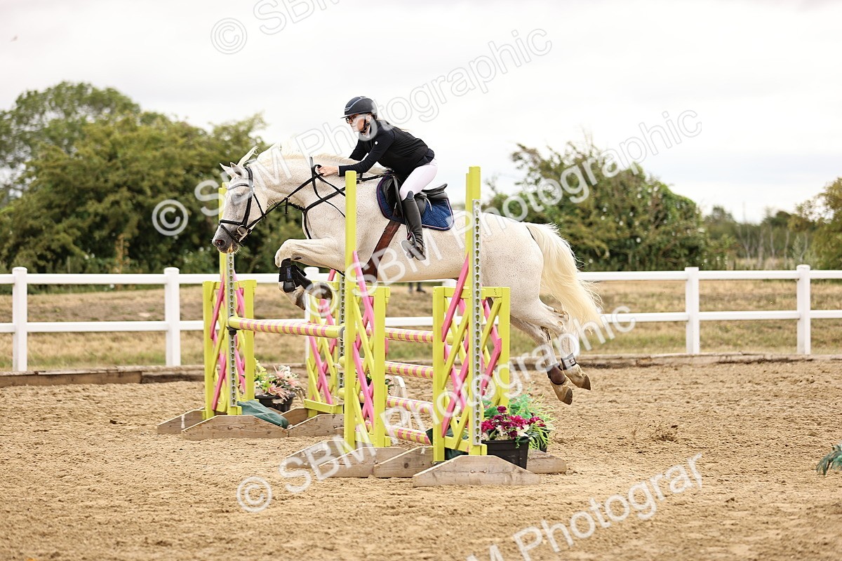SBM_012890 - Class 13 - Senior British Novice - 90cm Open