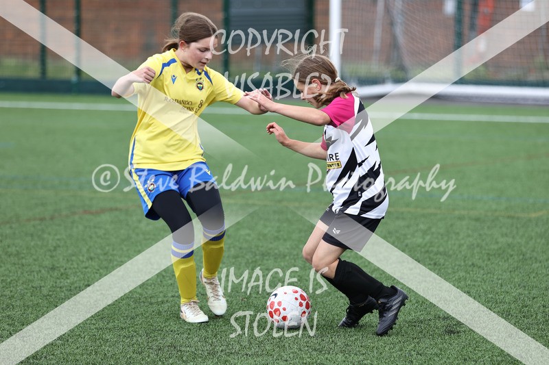 1DX31346 - Sat 6th U12 Girls