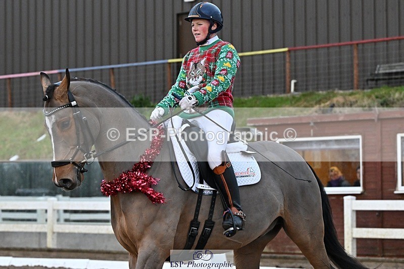 241214-154559-03366 - 138-Tyler.Bradshaw-Igor.VIII