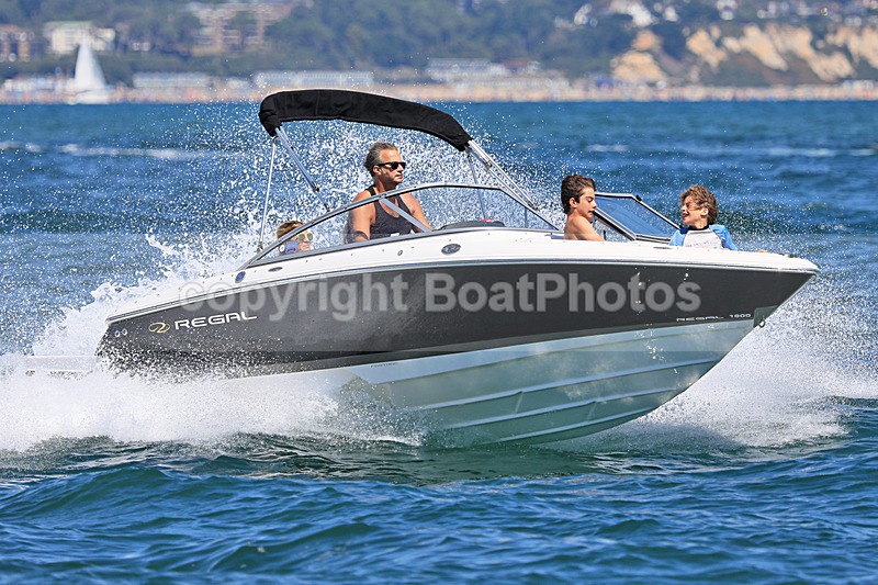 180805 REGAL 1800 LE 1Y3A7227 - Speedboats