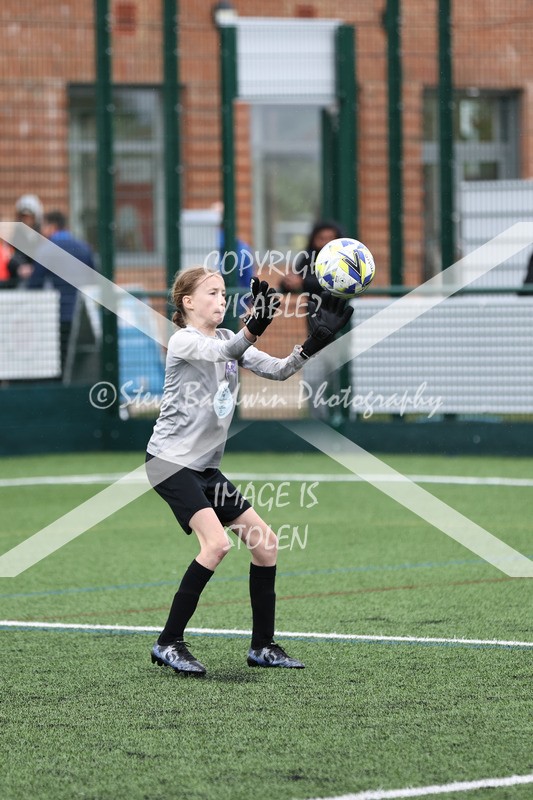 1DX32569 - Sat 6th U12 Girls