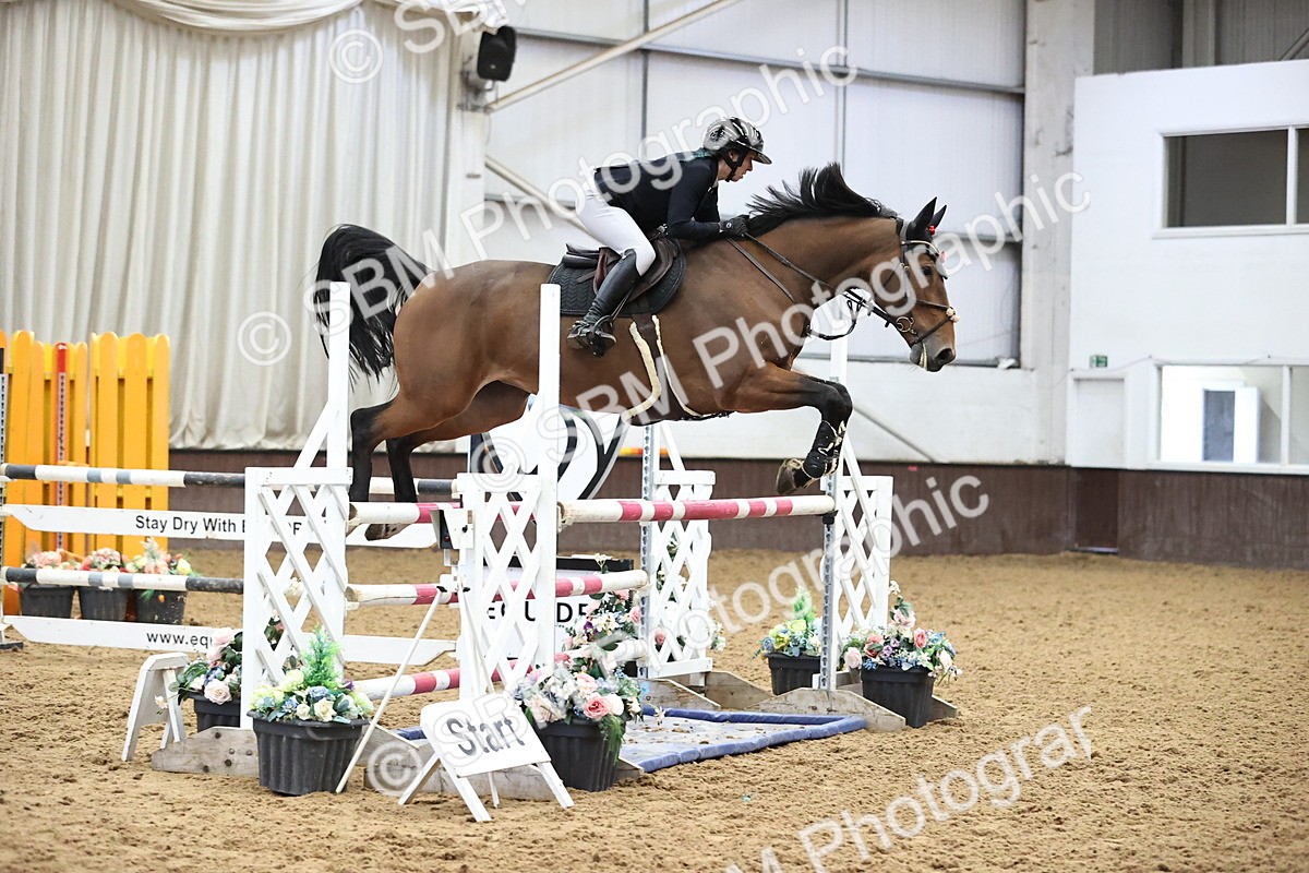 SBM_003413 - Class 11 - Senior Newcomers 1.10m