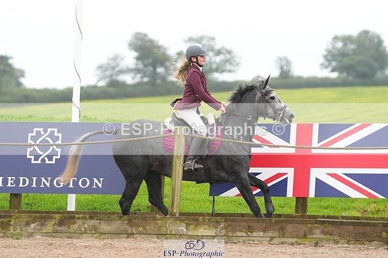 250920-153600-01472 - Cls 21 Pony Intro 80cm Derby