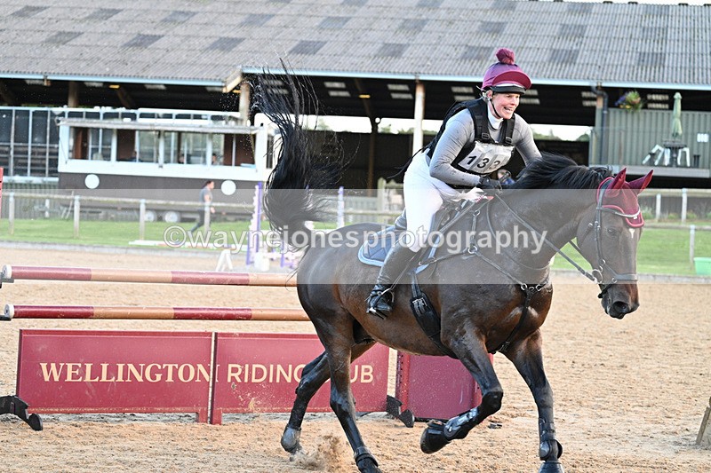 WJ7_6924 - Time 17:12 to 17:30