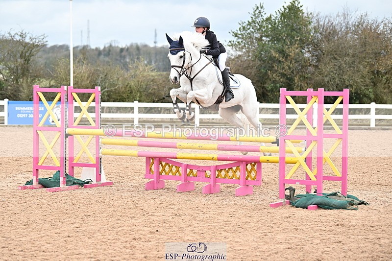 240309A-131907-01147 - Cls 8 Pony Newcomers and 1m Open