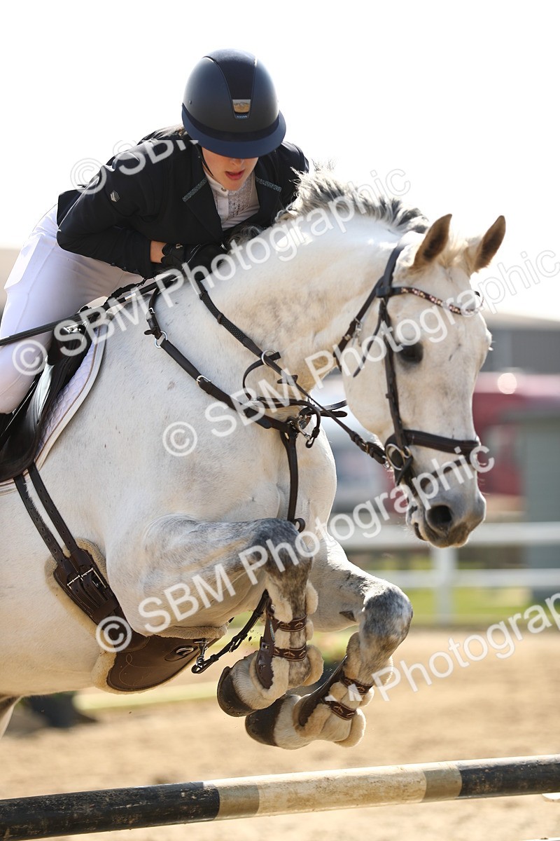 SBM_002397 - Class 9 - Senior Discovery - 1.00m