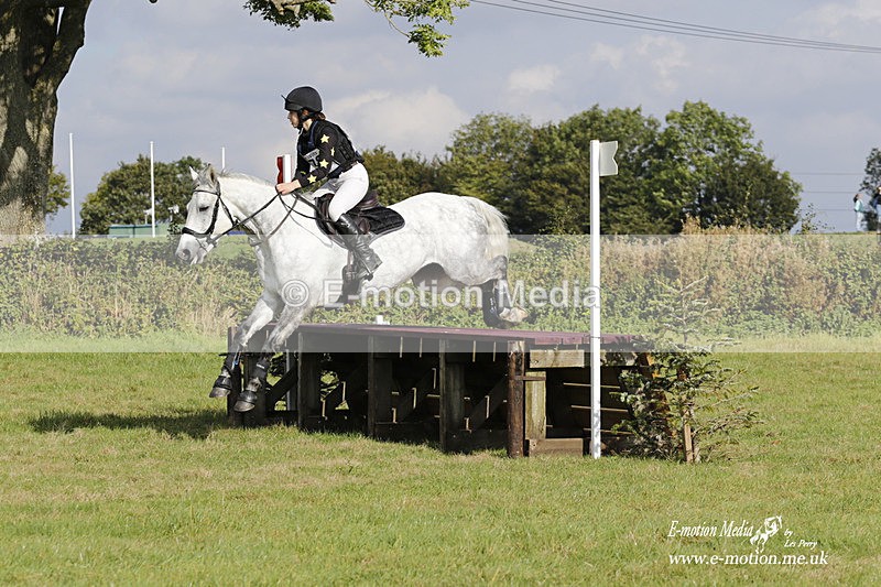  WWHT 171021 3206 - Intermediate (0.90m)  17/10/21