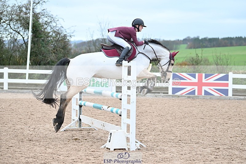 231119A-113255-05434 - Sun Cls 5 Newcomers & 1m Open