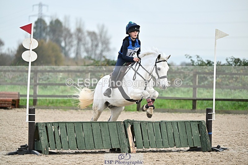 241110-123455-00703 - 50-55cm Arena Eventing