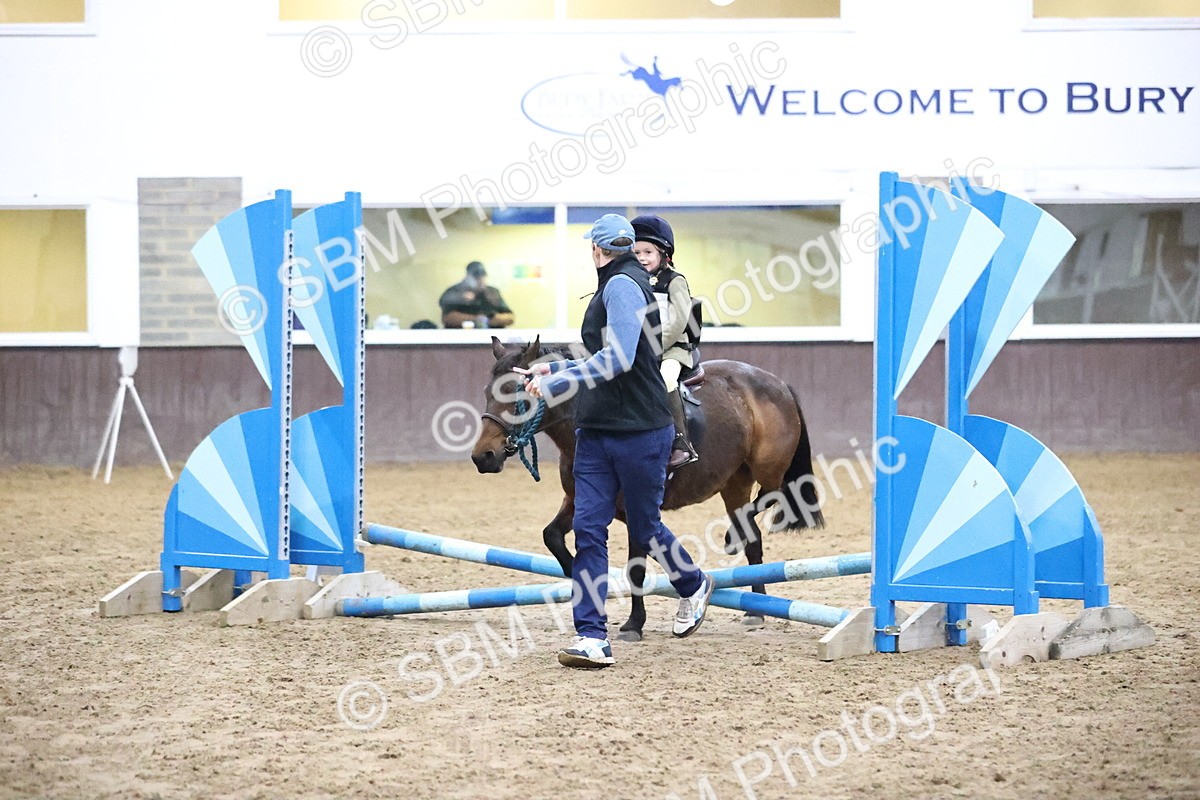 SBM_000035 - Class 1 - Fox Farriers 30cm