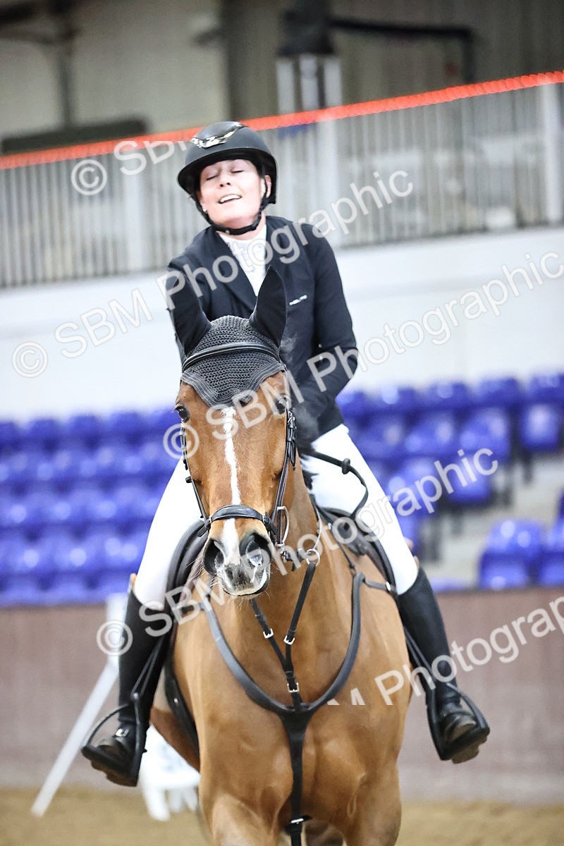 SBM_004847 - Class 16 - Senior Newcomers - 1.10m