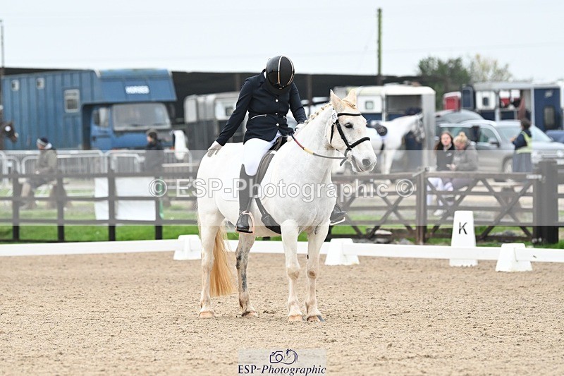 241103-101919-00316 - Intro 3 - 9.40 to 10.40