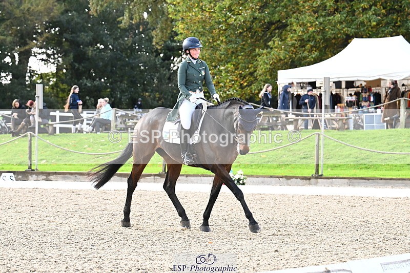 251023A-141820-05489 - B-150-Susie.Berry