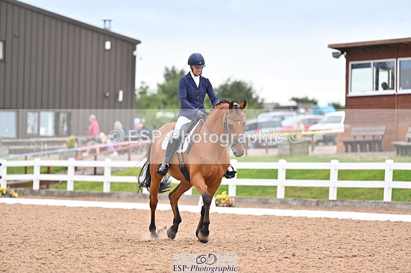 240817A-154430-10342 - 316-Hannah.Drinkwater-Sonnetti