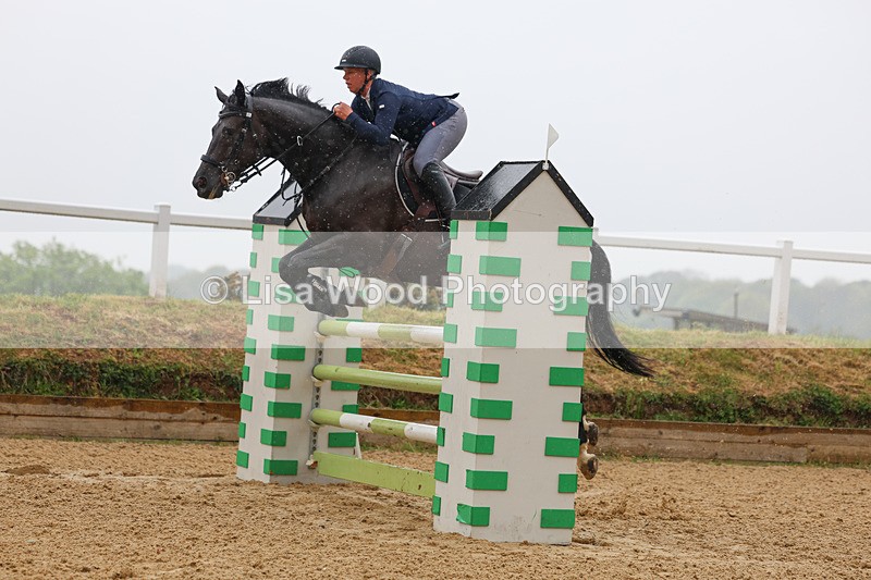 3E7A7241 - Class 7: Senior Newcomers/1.10m open