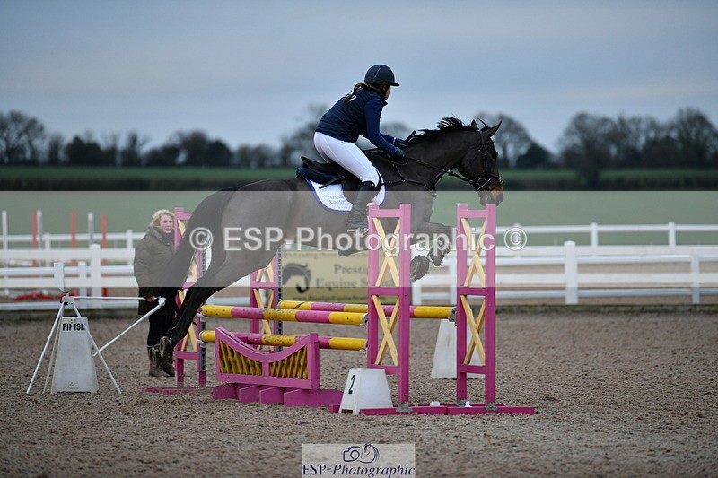 240112A-085611-00002 - Cls 1 Clear Round