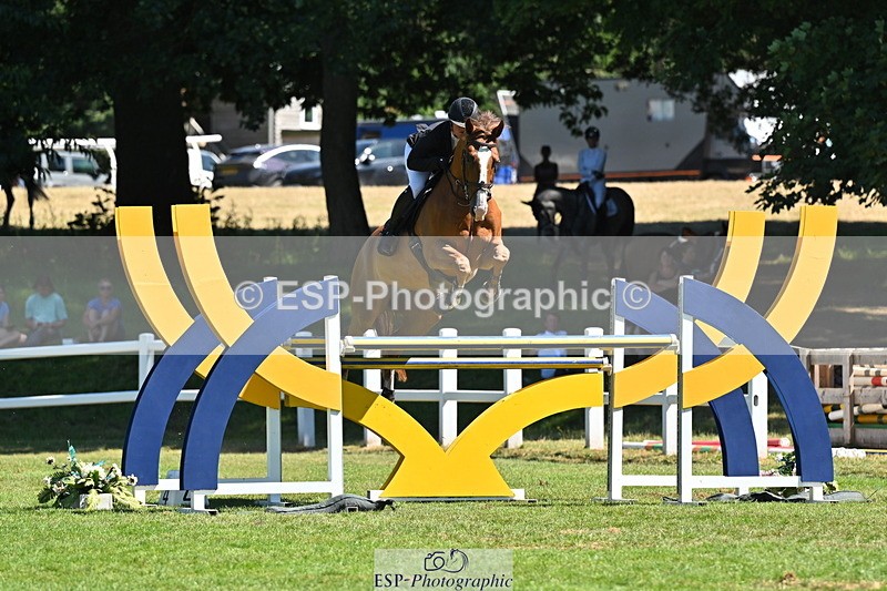 260704A-152715-15865 - Cls 33 Snr Fox Second Round
