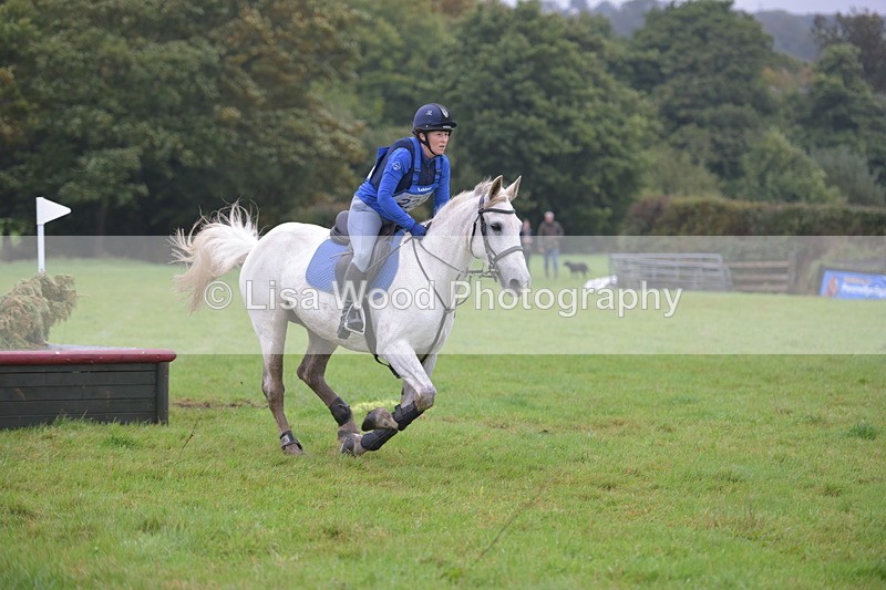 RAY_9768 - Class 2: 70cm: Corner