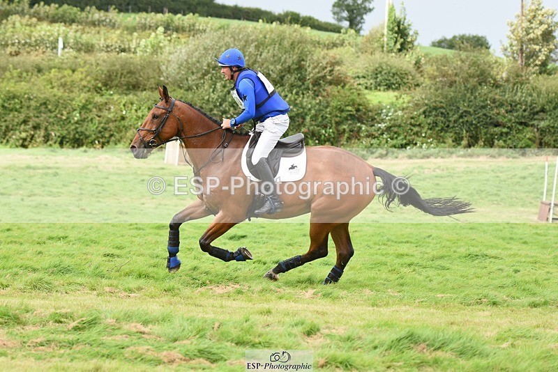 230820X-143510-4295 - BE100 XC 14.00 to 15.00 End