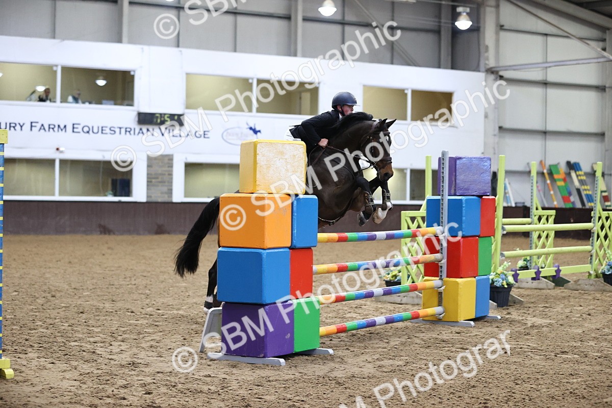 SBM_001576 - Class 4 - Senior Newcomers - 1.10m Open