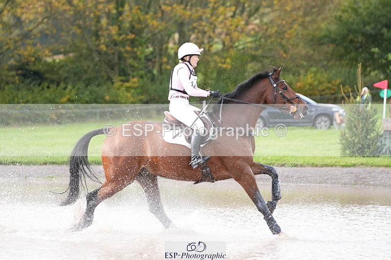 251024A-133024-11139 - B-149-Kate.Rowe