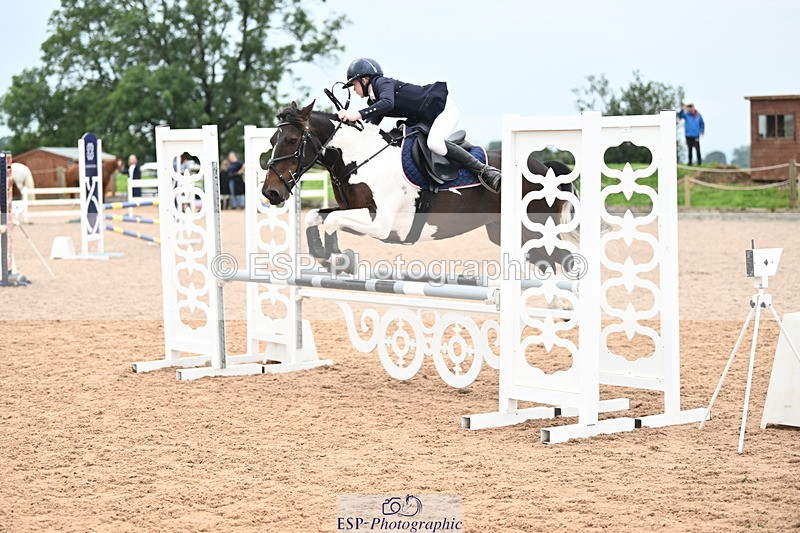 240907A-122628-01618 - Cls 3 Pony Medium Team 80cm & 90cm