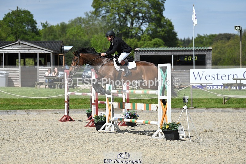 230514-140615-11659 - Cls 35 Snr Fox