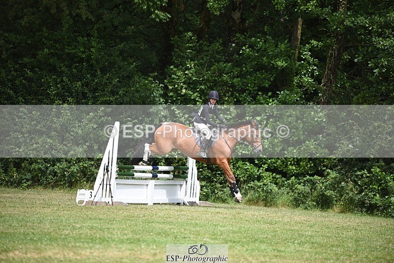 240630-114019-00449 - 913-Poppy_Stiles-Trevadlock_Jubilee_Blue